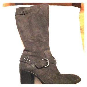 Gray Leather Heeled Zip up Below the Knee Boots